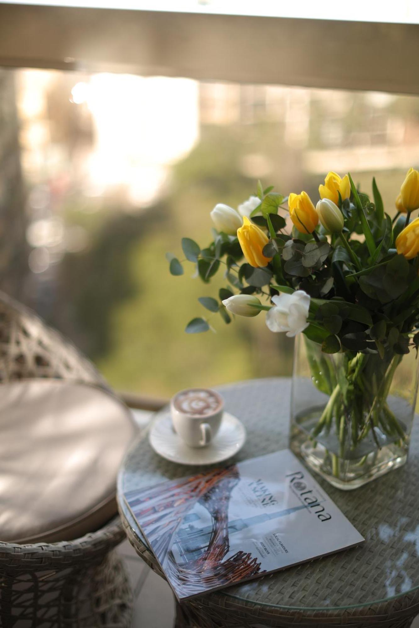 ホテル ゲフィノア ロターナ ベイルート エクステリア 写真 A bouquet of flowers